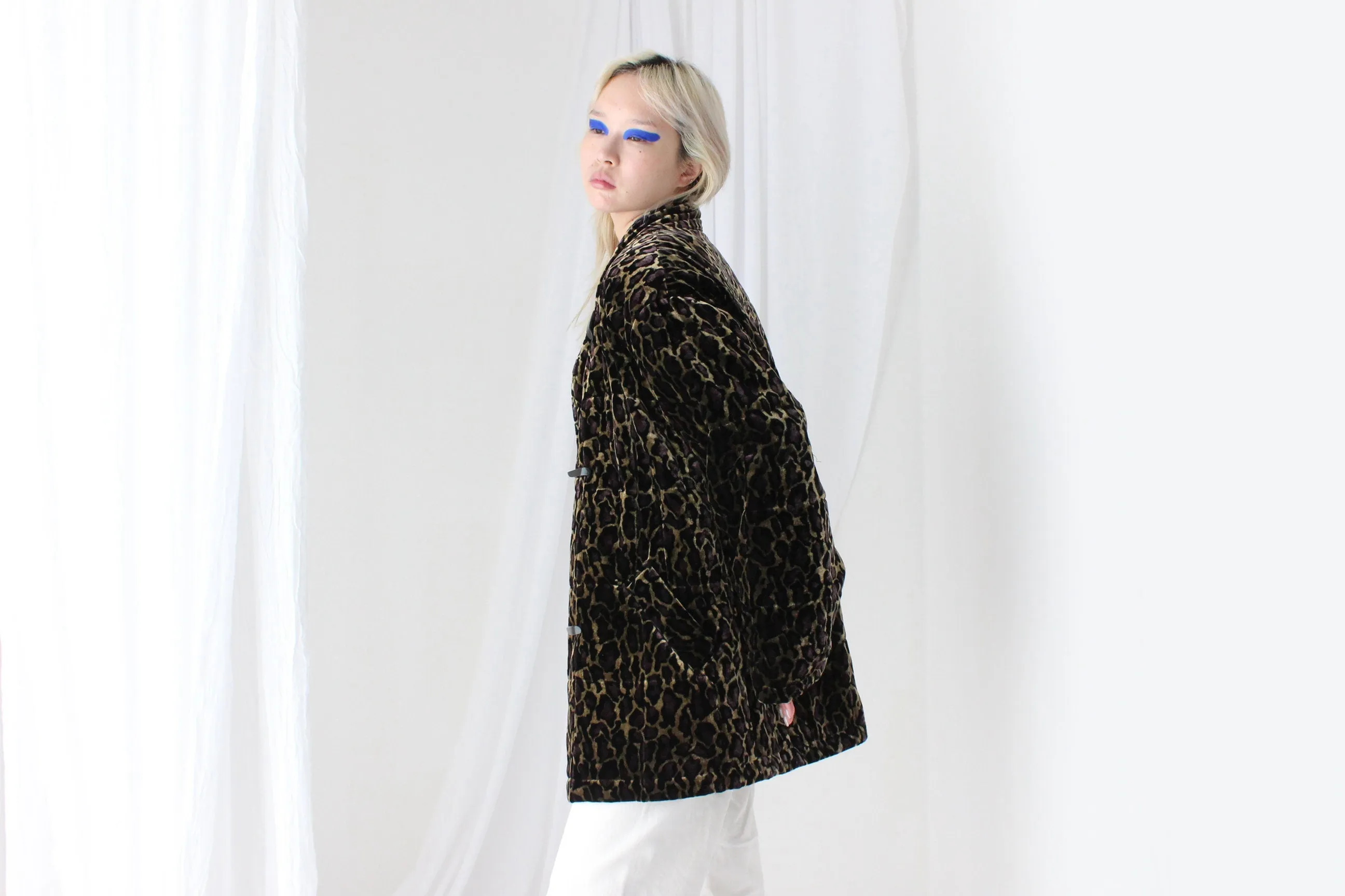 80s PURE SILK VELVET Quilted Puffer Coat in Leopard Print