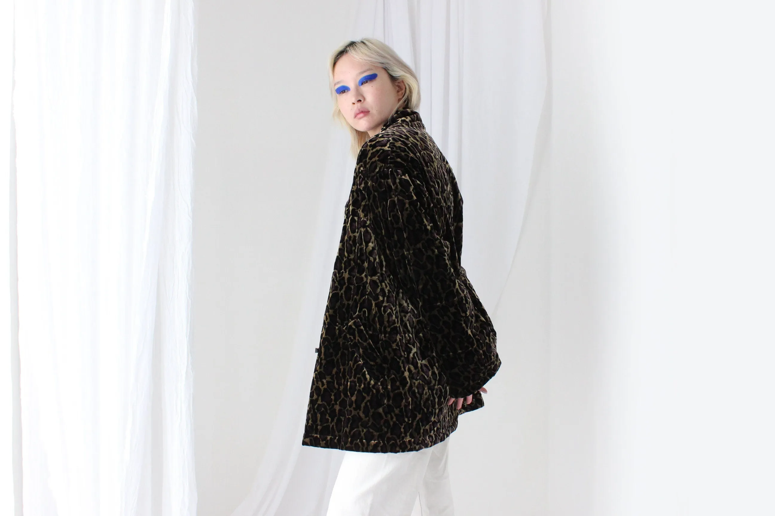 80s PURE SILK VELVET Quilted Puffer Coat in Leopard Print