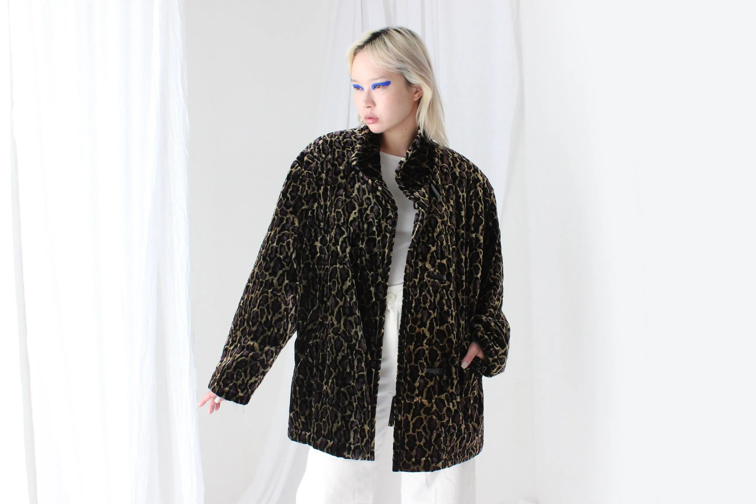 80s PURE SILK VELVET Quilted Puffer Coat in Leopard Print