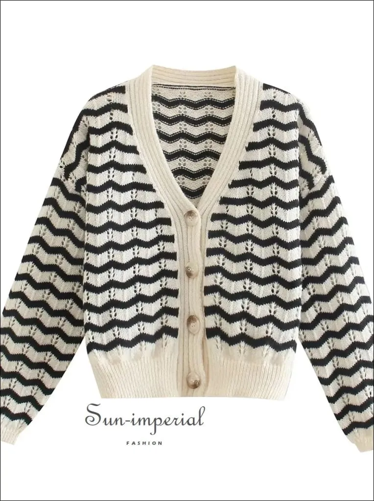 Women White with Black Zig Zag Print Knitted Cardigan Single Breasted Sweater