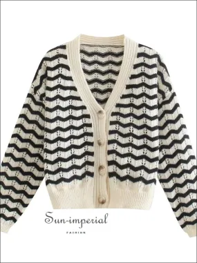 Women White with Black Zig Zag Print Knitted Cardigan Single Breasted Sweater